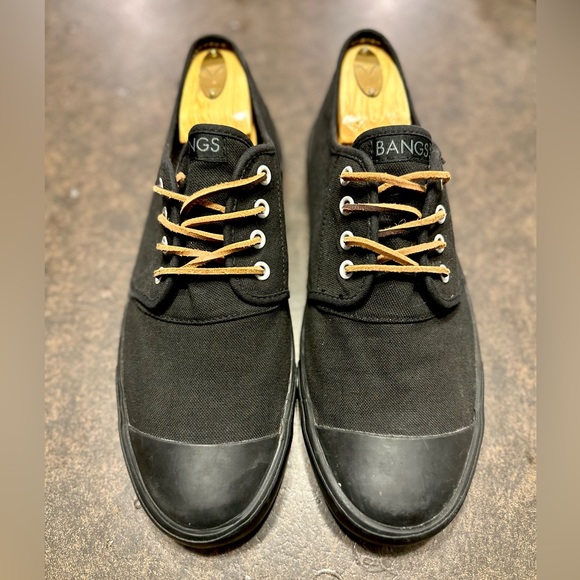 BANGS shoes rubber toe and leather laces - Picture 1 of 4